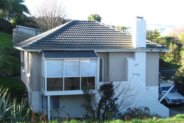 Photo of property in 2 Ascog Road, Ravensbourne, Dunedin, 9022