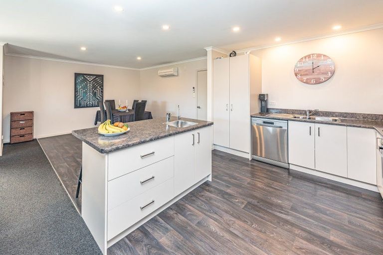 Photo of property in 24 Poynter Place, Gonville, Whanganui, 4501