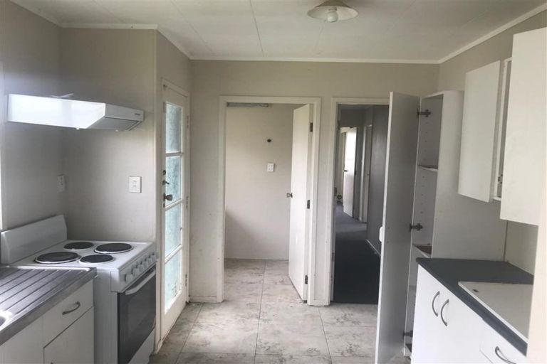 Photo of property in 57 Flat Bush Road, Clover Park, Auckland, 2023