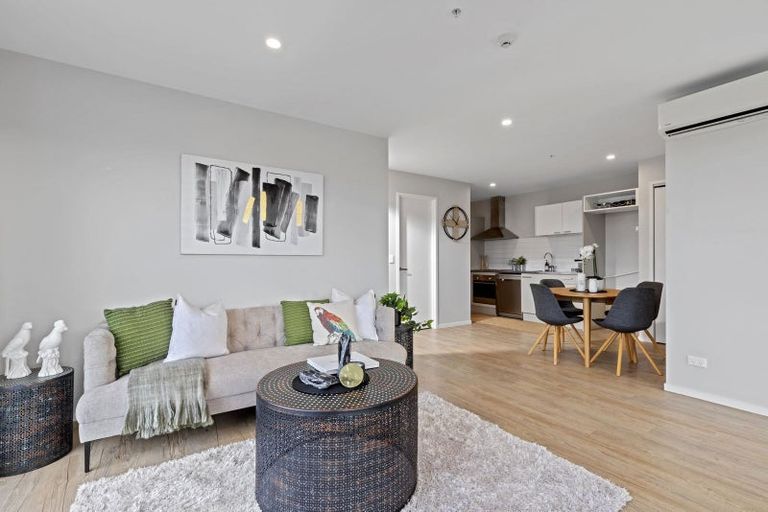 Photo of property in Norfolk Apartments, 201/19 Bute Road, Browns Bay, Auckland, 0630