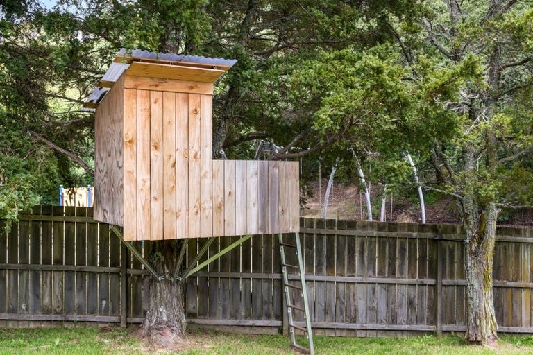 Photo of property in 50 Powrie Street, Glenfield, Auckland, 0629