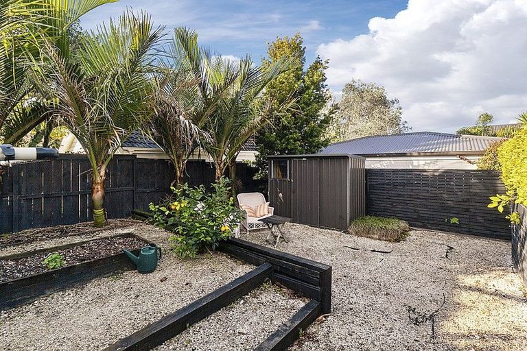 Photo of property in 1/2a Earnoch Avenue, Takapuna, Auckland, 0622