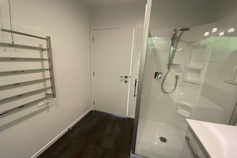 Photo of property in 12 Farrant Drive, Wanaka, 9305