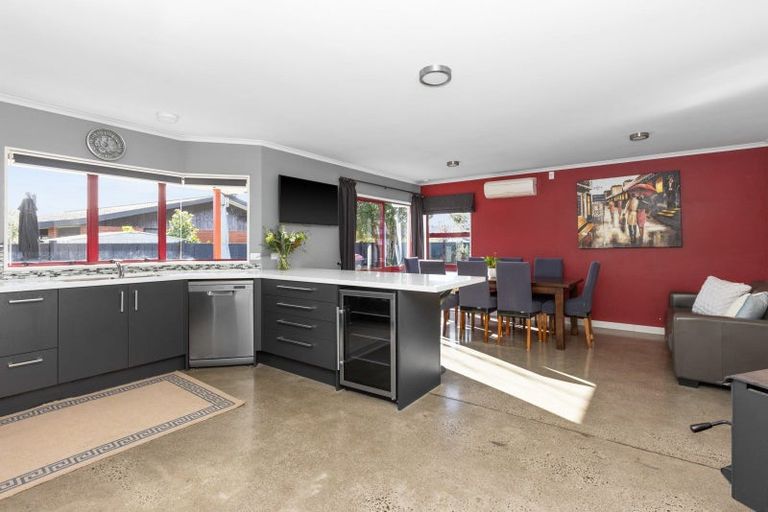 Photo of property in 14 Legorne Lane, Havelock North, 4130