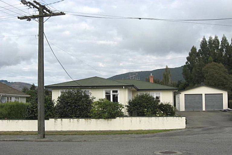 Photo of property in 23 Betten Street, Waimate, 7924