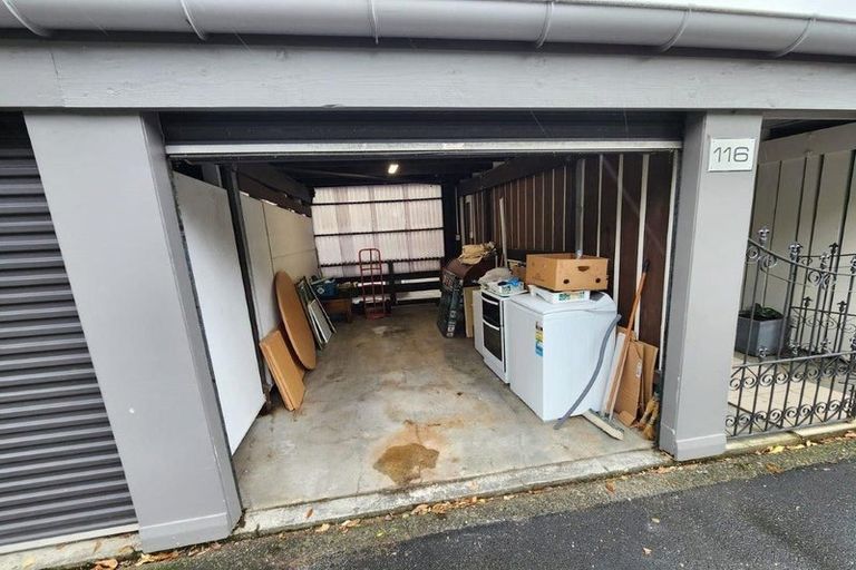 Photo of property in 8/116 Mairangi Road, Wilton, Wellington, 6012