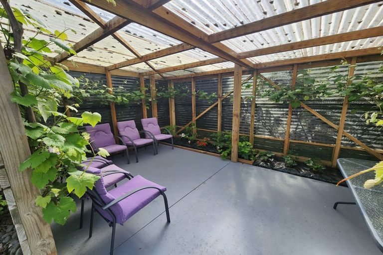 Photo of property in 1095 Queen Street East, Levin, 5571