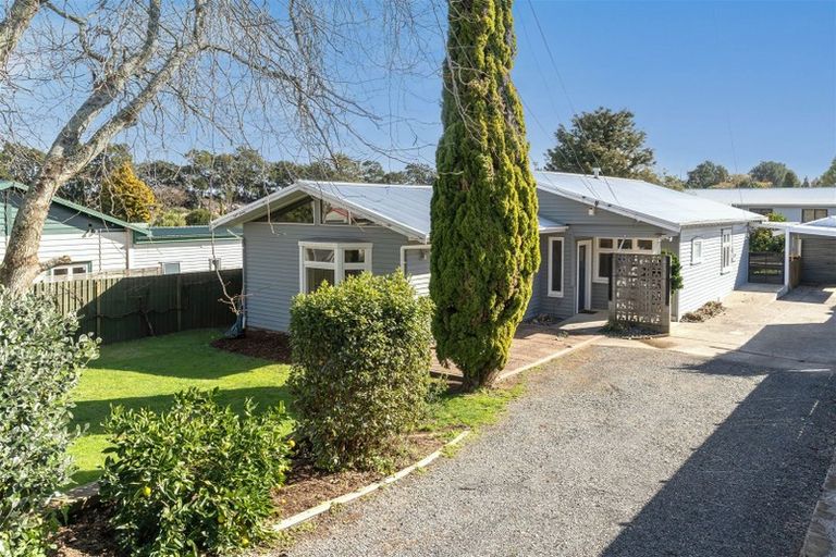 Photo of property in 12 Huia Avenue, Forest Lake, Hamilton, 3200