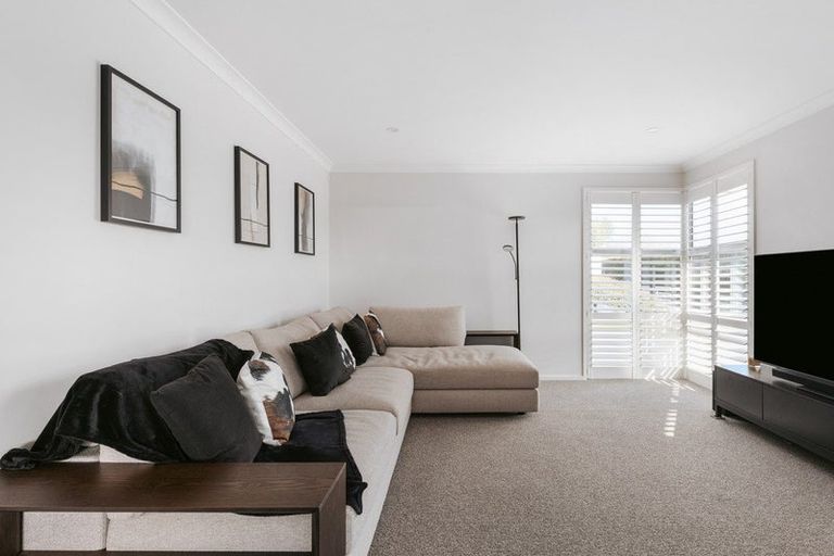 Photo of property in 12b Kayelene Place, Omokoroa, 3114