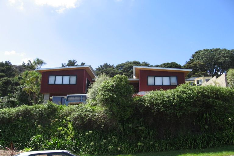 Photo of property in 5 Odin Place, Beach Haven, Auckland, 0626