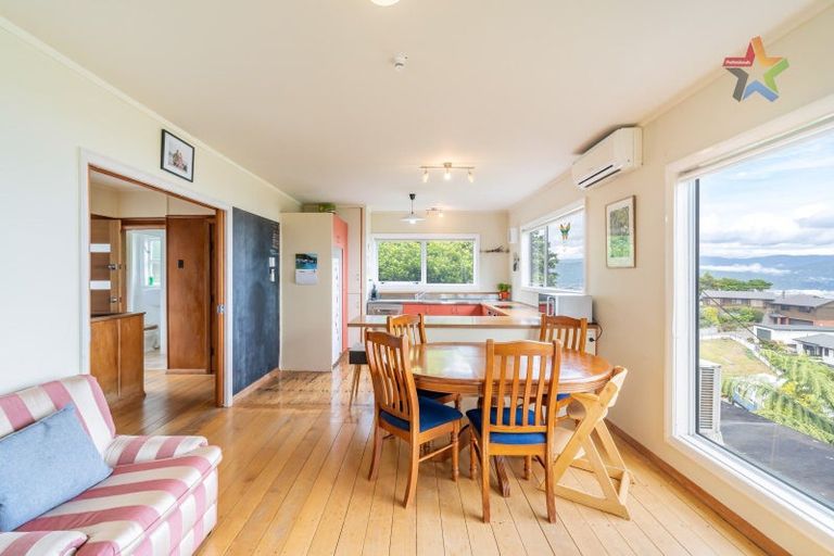 Photo of property in 12 Titiro Moana Road, Korokoro, Lower Hutt, 5012