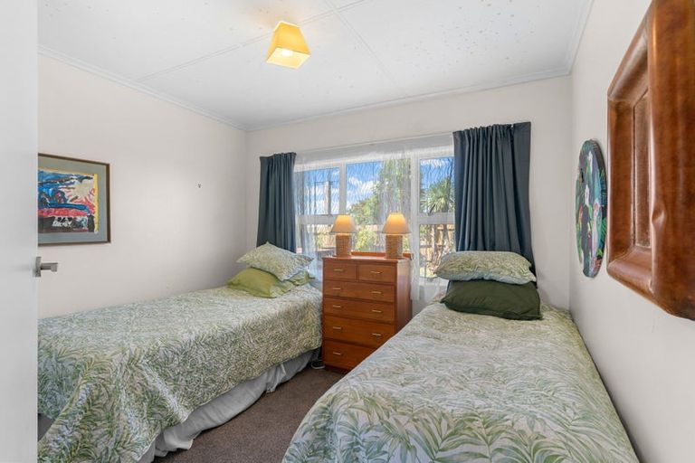 Photo of property in 46 Gorge Road, Maungaturoto, 0520