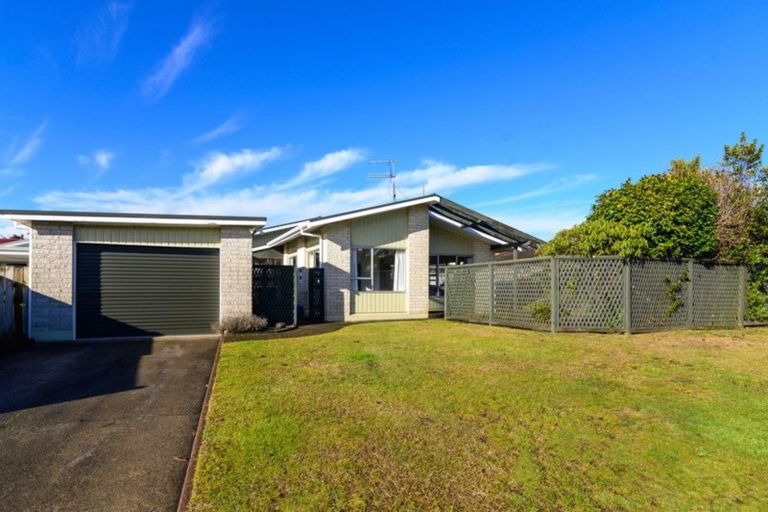 Photo of property in 20 Tawavale Street, Pukehangi, Rotorua, 3015