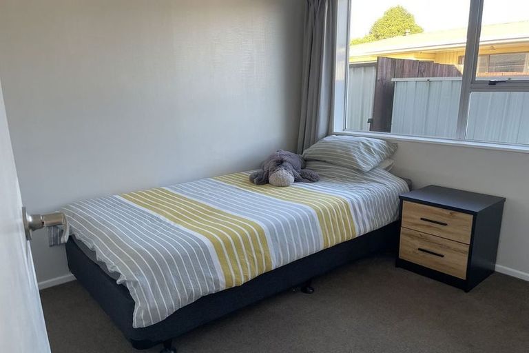 Photo of property in 28a Roband Crescent, Brown Owl, Upper Hutt, 5018