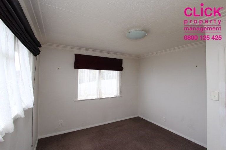 Photo of property in 27 Hanlon Street, Halfway Bush, Dunedin, 9010