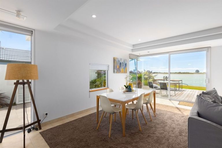 Photo of property in 133 Main Road, Redcliffs, Christchurch, 8081