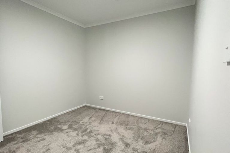 Photo of property in 23 Coast Garden Drive, Hobsonville, Auckland, 0616