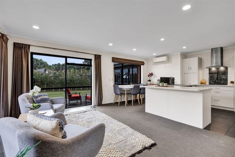 Photo of property in 23b Marlin Terrace, Bell Block, New Plymouth, 4312