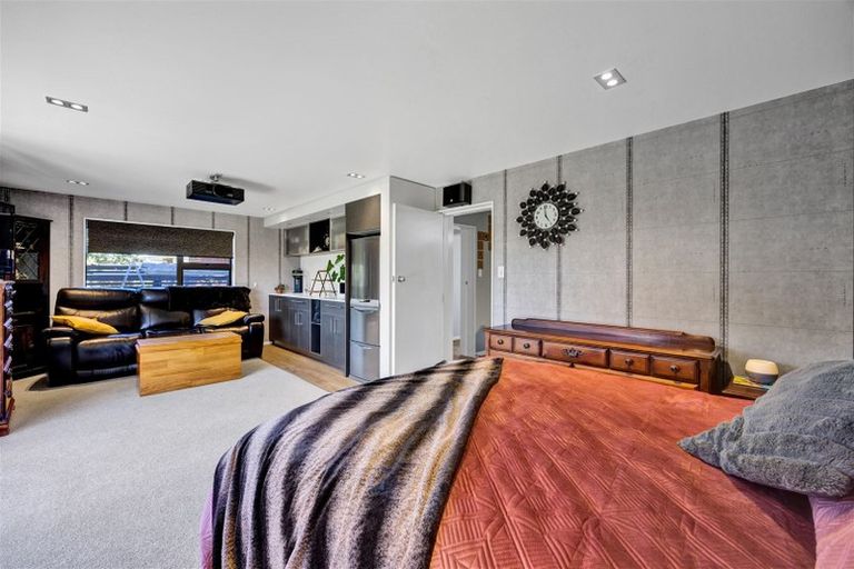 Photo of property in 22 Culzean Grove, Bell Block, New Plymouth, 4312