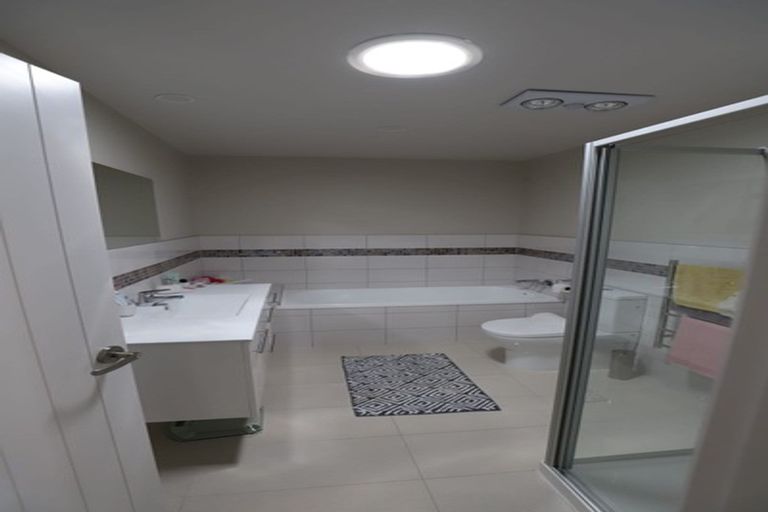 Photo of property in 48 Battalion Drive, Papakura, 2110