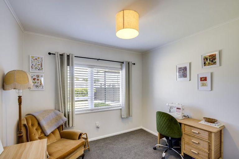 Photo of property in 11 Magdalen Crescent, Pirimai, Napier, 4112
