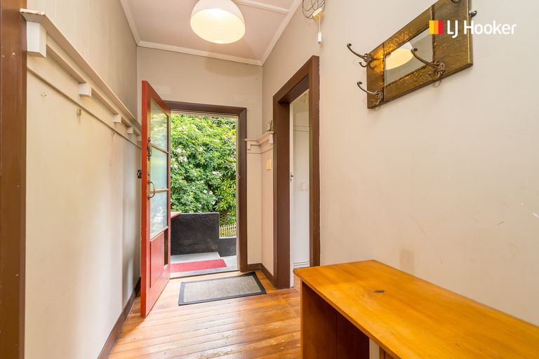 Photo of property in 56 Glen Road, Mornington, Dunedin, 9011