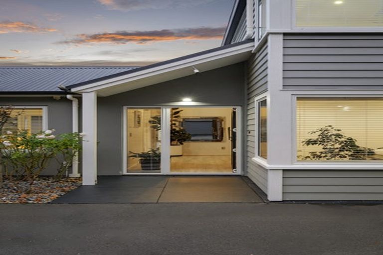Photo of property in 36 Rossmore Terrace, Cashmere, Christchurch, 8022
