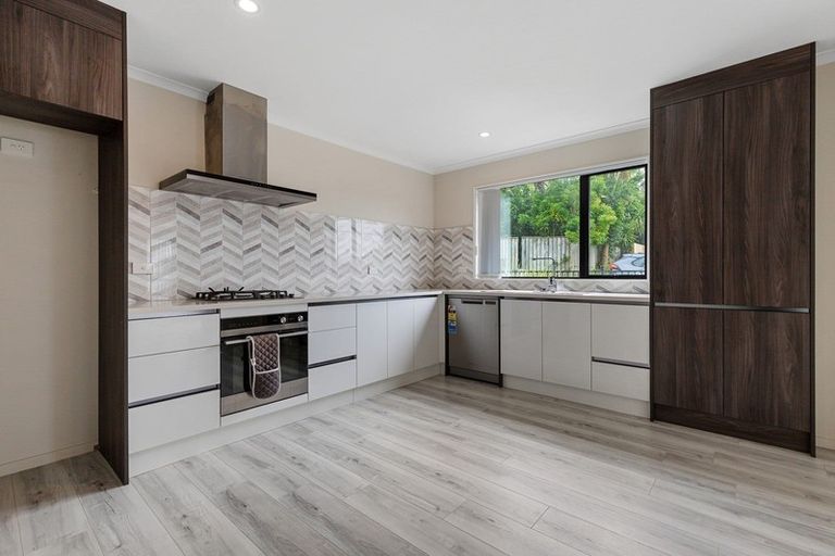 Photo of property in 4/11 Gazeley Avenue, Silverdale, Hamilton, 3216