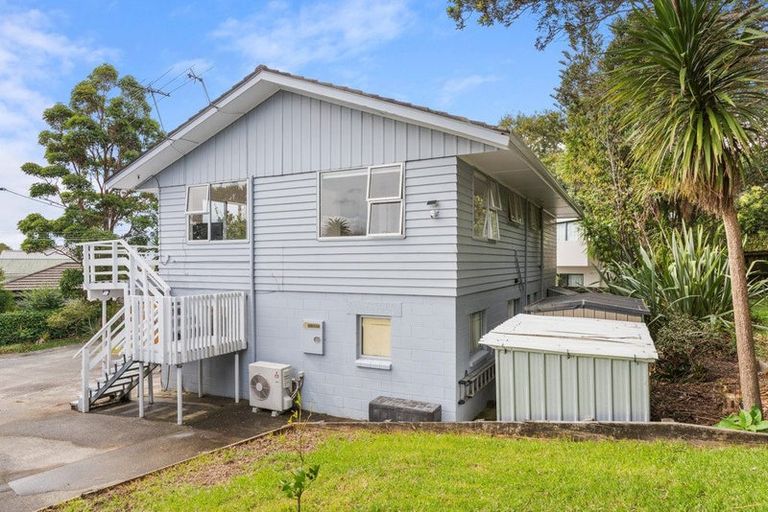 Photo of property in 82c Woodglen Road, Glen Eden, Auckland, 0602