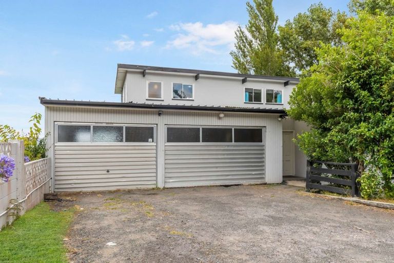Photo of property in 39 Mountain Road, Western Heights, Rotorua, 3015