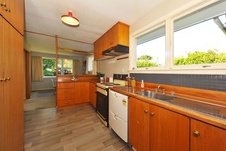 Photo of property in 10 Flower Street, Bryndwr, Christchurch, 8053