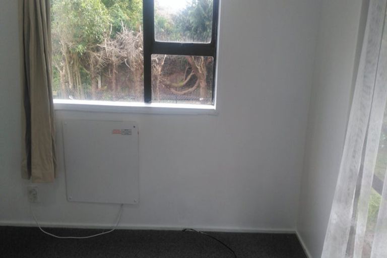 Photo of property in 42 Kamahi Street, Stokes Valley, Lower Hutt, 5019