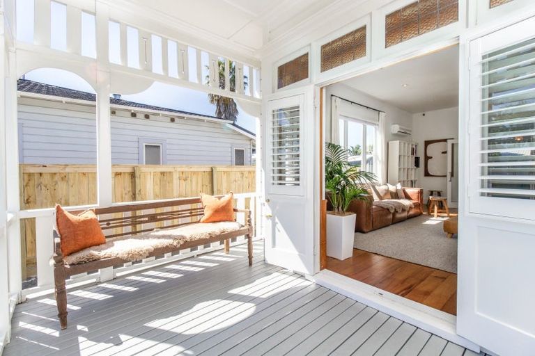 Photo of property in 69 Nelson Crescent, Napier South, Napier, 4110