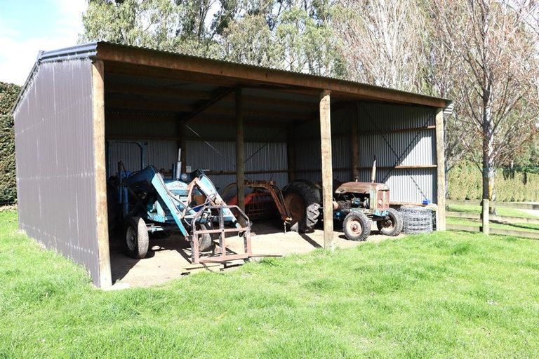 Photo of property in 15 Springhill Road, Cormacks, Oamaru, 9495