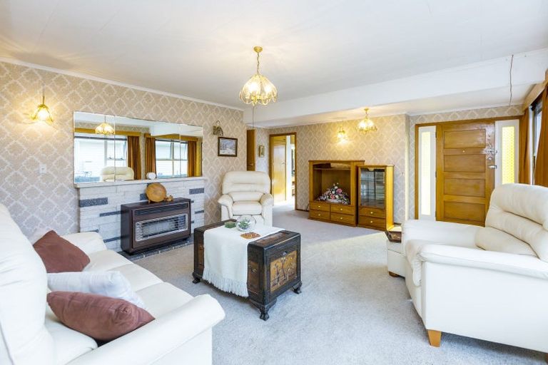 Photo of property in 224 Taita Drive, Avalon, Lower Hutt, 5011