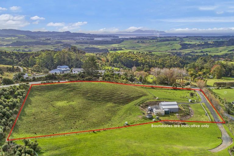 Photo of property in 290 Staniforth Road, Mangawhai, Wellsford, 0975