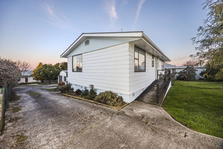 Photo of property in 25 Mersey Street, South Hill, Oamaru, 9400