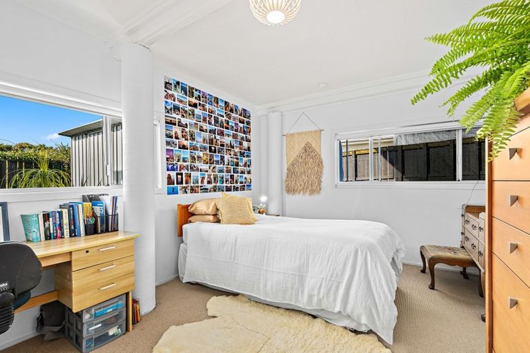 Photo of property in 19 Kotuku Place, Snells Beach, 0920