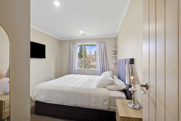 Photo of property in 12 Woodbank Road, Hanmer Springs, 7334