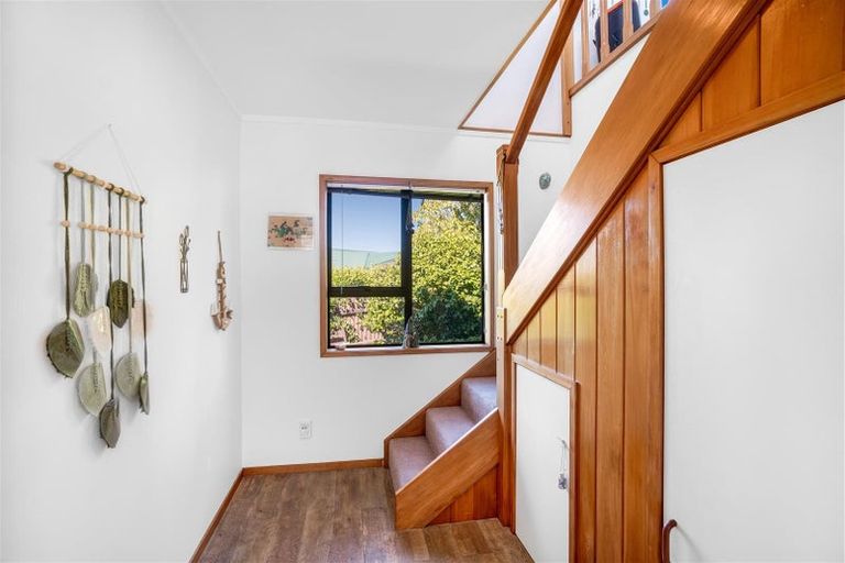 Photo of property in 6 Merehai Place, Snells Beach, 0920