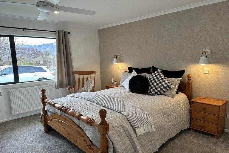 Photo of property in 18 Cairnmuir Crescent, Cromwell, 9310