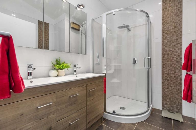 Photo of property in 10 Tarata Street, Matua, Tauranga, 3110