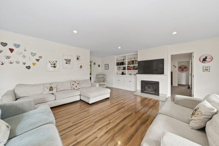 Photo of property in 106 The Circle, Manly, Whangaparaoa, 0930