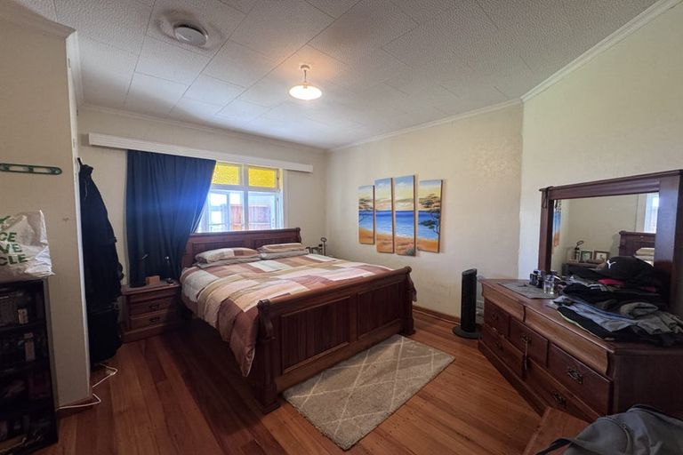 Photo of property in 13 Lyon Street, Marton, 4710