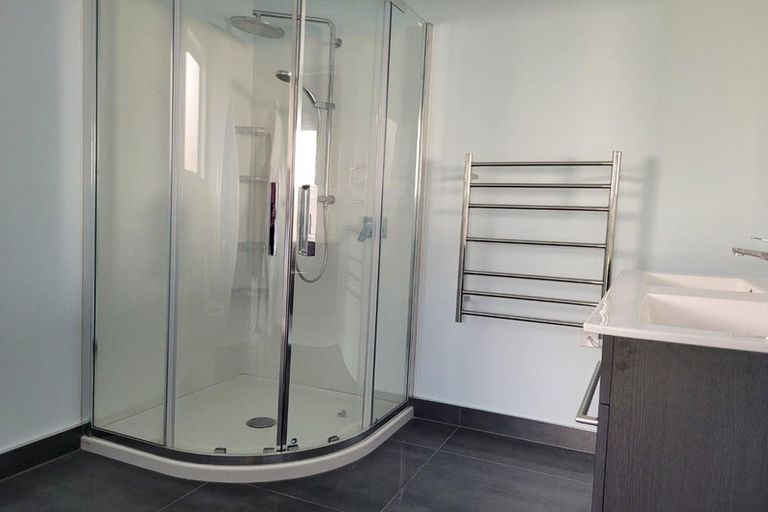 Photo of property in 2 James Kidd Place, Greytown, 5712