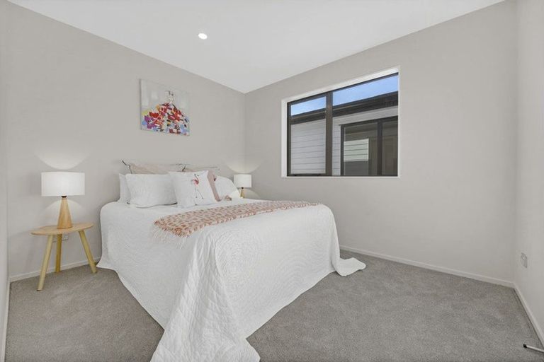Photo of property in 7 Woven Place, Karaka, Papakura, 2113