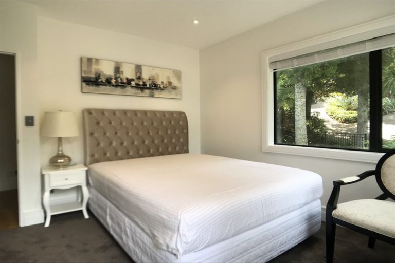 Photo of property in 2/92 Churchill Road, Murrays Bay, Auckland, 0630