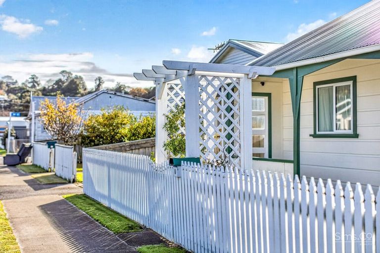 Photo of property in 14 Argyle Street, Whanganui, Wanganui, 4500
