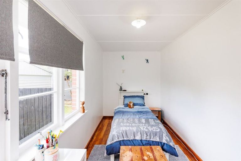 Photo of property in 59 Andrew Avenue, Roslyn, Palmerston North, 4414