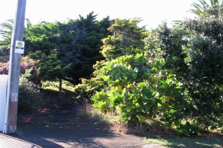 Photo of property in 20 Kawau Grove, Waikanae Beach, Waikanae, 5036